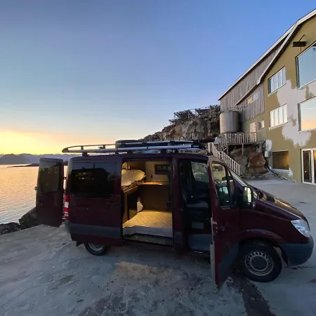 Campervan In The Lofoten Islands 캠프장 레크네스